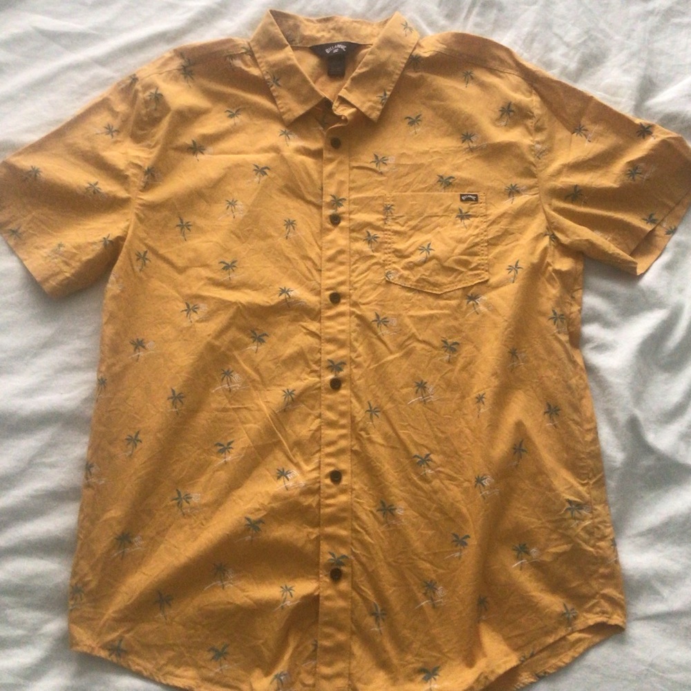 Billabong Palm Tree Print Button-Down Shirt – Mustard Yellow – Size Large